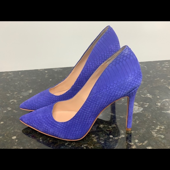 Vince Camuto Heels - Picture 3 of 4